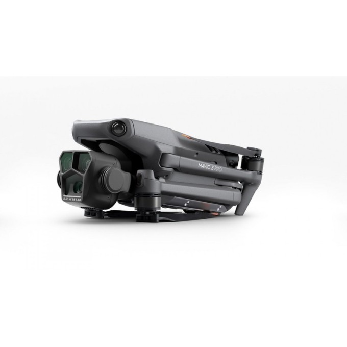 Dron DJI Mavic 3 Pro Fly More Combo + DJI RC - 3 baterije